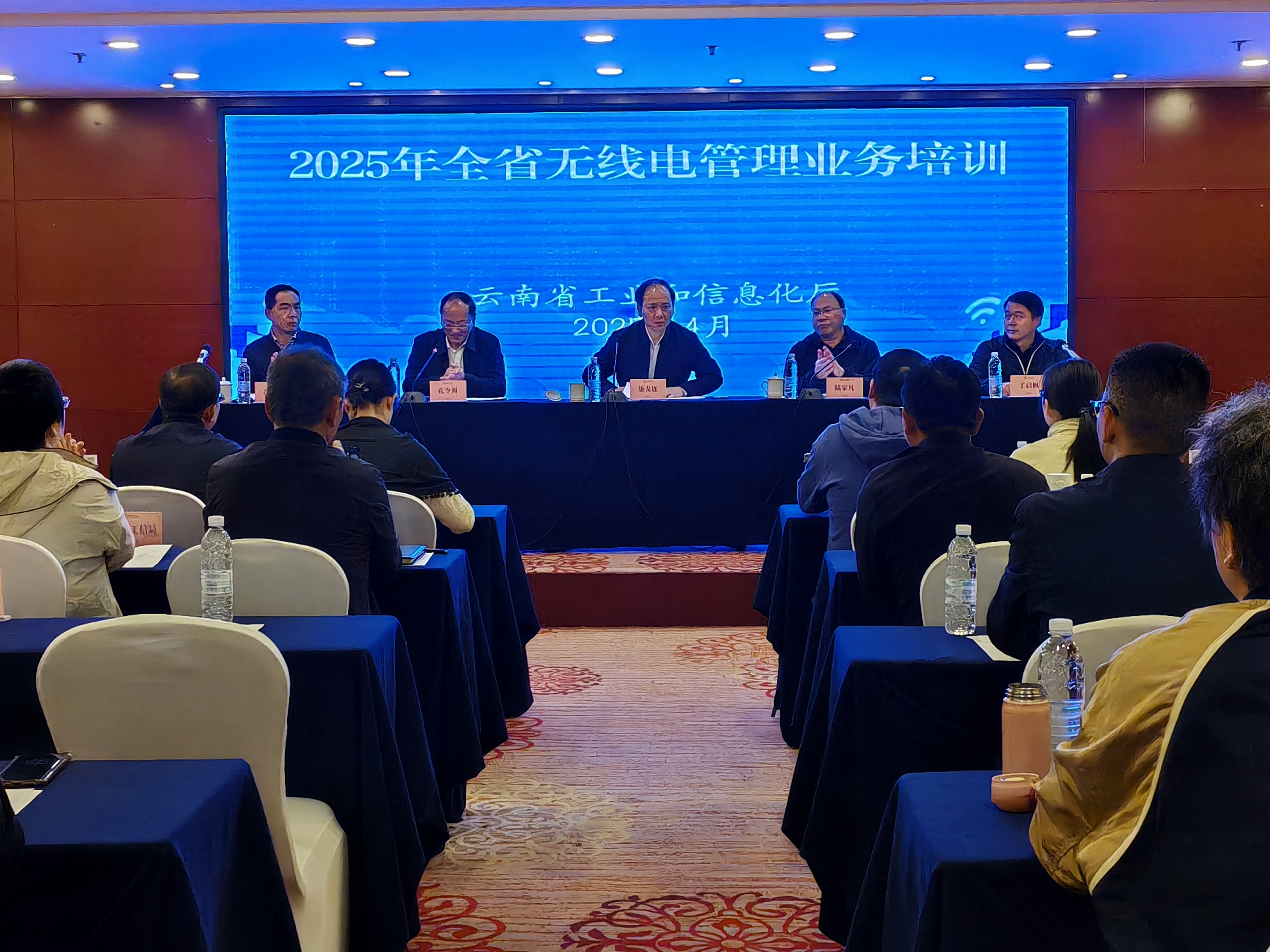 041bbd3dae89466f9f1d2e972382661a.png 041bbd3dae89466f9f1d2e972382661a.png